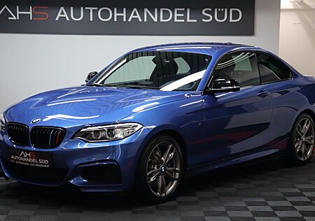 BMW M235i Coupe *BI-XENON*KAMERA*HARMAN KARDON *