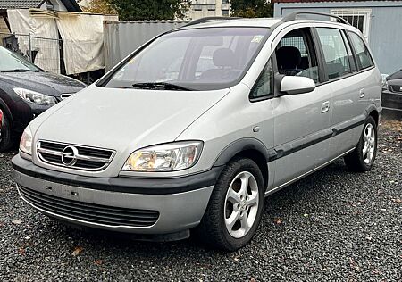 Opel Zafira A Elegance