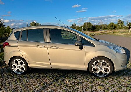 Ford B-Max 1,5 TDCi 70 kW Titanium