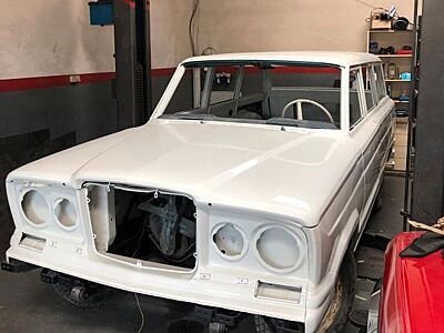 Jeep Wagoneer  1965 manual L6 3.8 all parts available