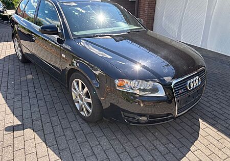 Audi A4 2.5TDI 120kW Avant -