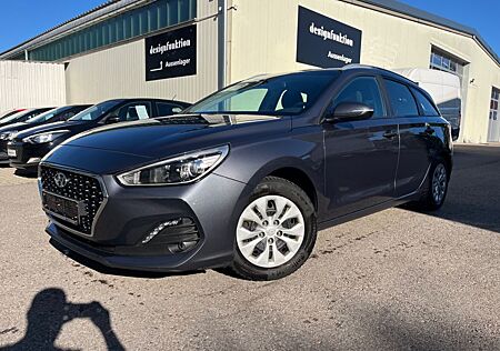 Hyundai i30 cw Select *TÜV NEU*BT*KLIMA*