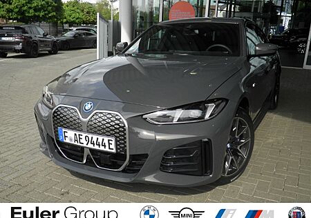 BMW i4 eDrive40 Sportpaket Navi Digitales Cockpit So
