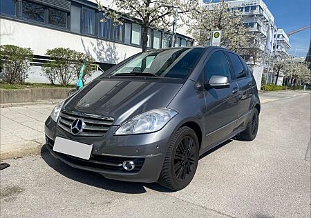 Mercedes-Benz A 160 ELEGANCE BlueEFFICIENCY - Neuer TÜV