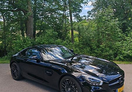 Mercedes-Benz AMG GT 4.0 V8 DCT -