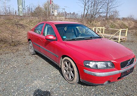 Volvo S60 S 60 2.4 D Limo, 3.Hand, TÜV 11 / 2026,