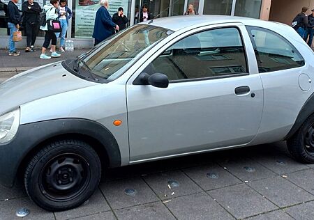 Ford Ka /+ 1.3 51kW Futura Futura