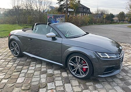 Audi TTS Roadster 2.0 TFSI S tronic quattro - Matrix