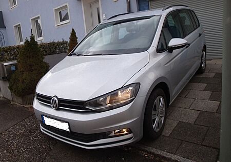 VW Touran Volkswagen 1.6 TDI SCR Trendline Trendline