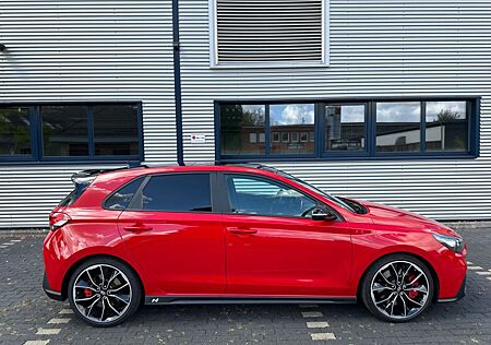 Hyundai i30 2.0 T-GDI N Performance N *Pano*LED*Kamera*