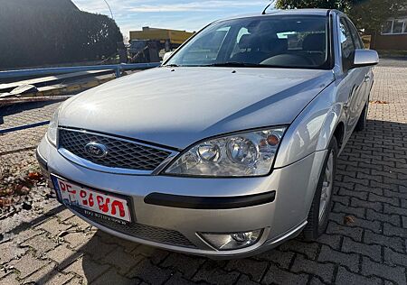 Ford Mondeo gebraucht kaufen Ford Mondeo Lim. Ghia AUTOMATIK/KLIMAAUTOMATIK/SONY