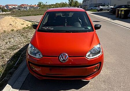 VW Up Volkswagen ! 1.0 55kW ASG groove ! groove !