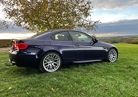 BMW M3 E92 Competionion Coupe Individual Violett
