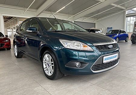 Ford Focus 1.6 Ghia ALLWETTER Tempom. AUTOMATIK