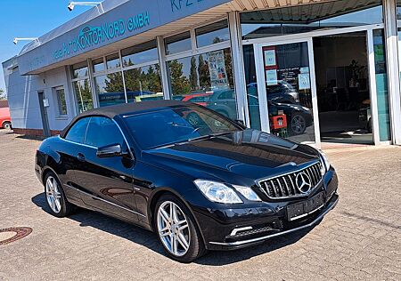 Mercedes-Benz E 200 Cabrio *LEDER*XENON*NAVI*AMG*AHK*