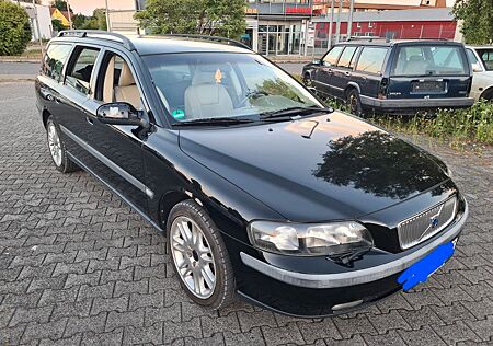 Volvo V70 T5 2.3. "TÜV neu + ZR neu"
