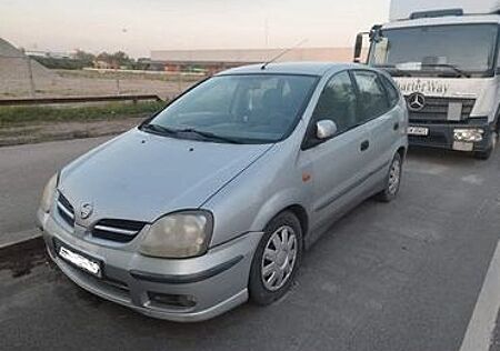 Nissan Almera Tino 1,8 Fresh Fresh