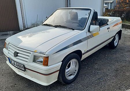 Opel Corsa a Cabrio
