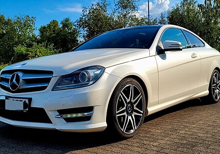 Mercedes-Benz C 250 CDI Coupé, AMG Sport