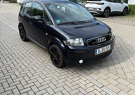 Audi A2 1.6 FSI -