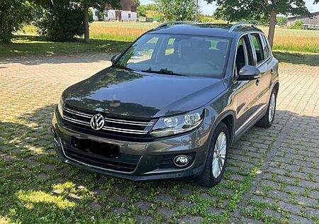 VW Tiguan Volkswagen 1.4 TSI DSG BMotion T CUP Sport & Sty...