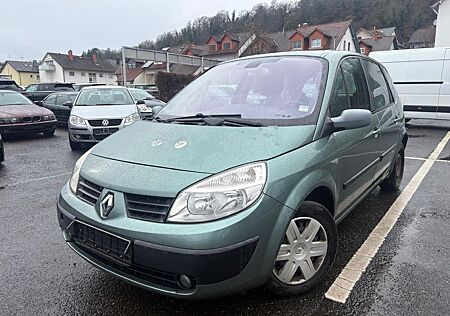 Renault Scenic Confort Privilege 1.6 16V