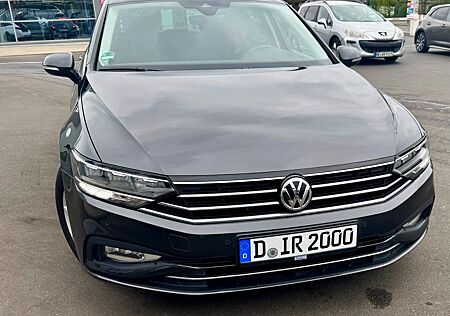 VW Passat Variant Volkswagen 1.5 TSI OPF DSG Business Vari...
