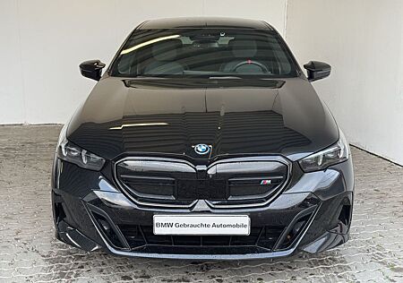 BMW i5 M60 xDrive Lim. LiveCock.Komfsz.AHK.GSD.