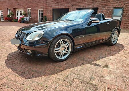 Mercedes-Benz SLK 32 AMG im Guten Zustand Garagenwagen