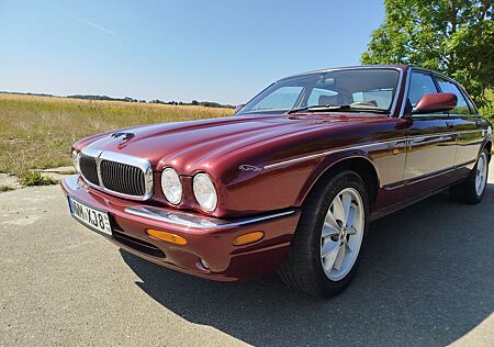 Jaguar XJ8 3.2