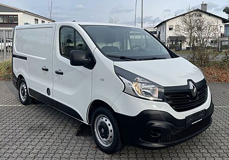 Renault Trafic L1H1 WÜRTH Regale Klima Navi PDC 1.HD