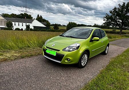 Renault Clio III Dynamique 1.2 16V Automatik, Klima, SHZ