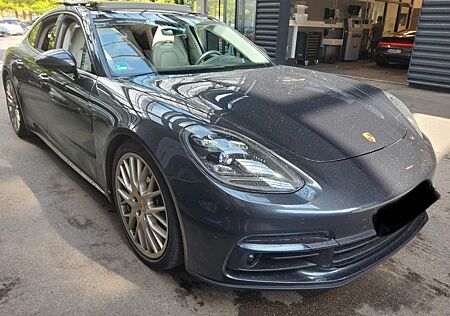 Porsche Panamera Gepflegter 4, Allrad, Volleder, Grau