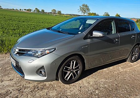 Toyota Auris Hybrid 1.8