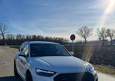 Audi Q5 40 TDI Quattro,Sline,AHK,STHZ,20Zoll,Garantie