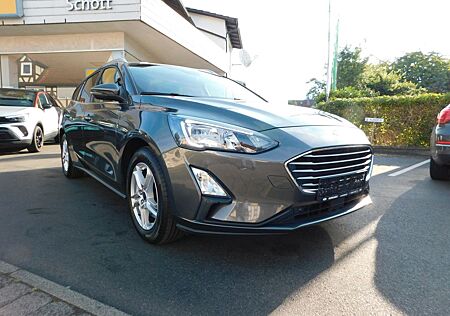 Ford Focus Turnier Cool & Connect LED Kamera Winterp.