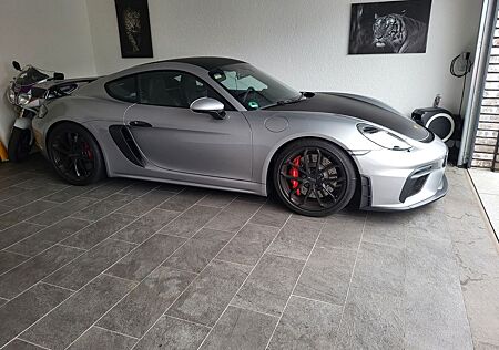 Porsche Cayman GT4 mit Garantie
