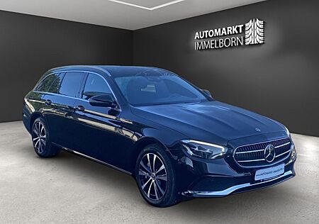 Mercedes-Benz E 300 de AHK*Distro*HUD*LED*Widesc*DAB*18*Kamera