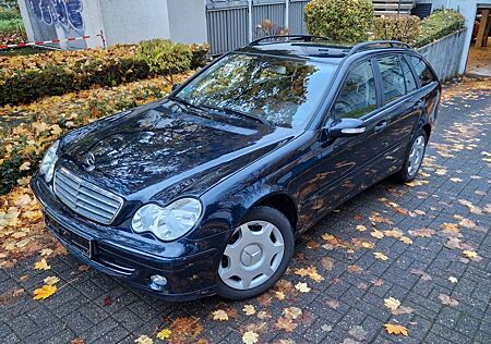 Mercedes-Benz C 180 T KOMPRESSOR 126tkm Leder SHZ Tempom. W203