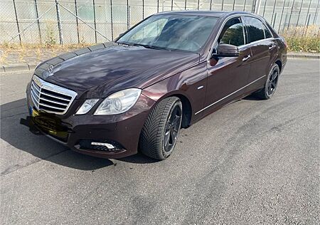 Mercedes-Benz E 220 CDI BlueEFFICIENCY AVANTGARDE AVANTGARDE