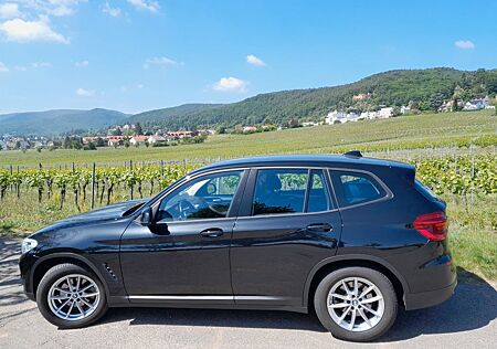 BMW X3 xDrive20d AT -