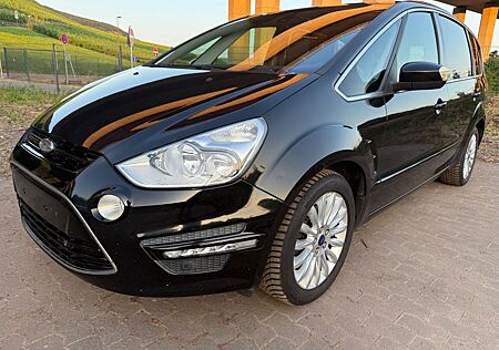 Ford S-Max Titanium 7 Sitzer TÜV