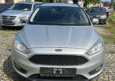 Ford Focus Turnier Trend *Lenkrad/Sitz-heizung