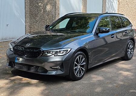 BMW 320d Touring Automatik