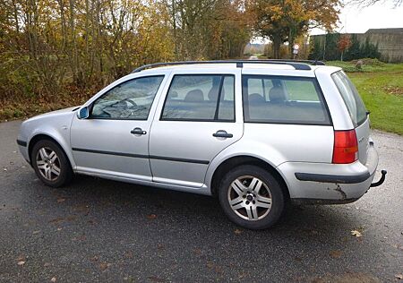 VW Golf Volkswagen 1.6 Special Variant