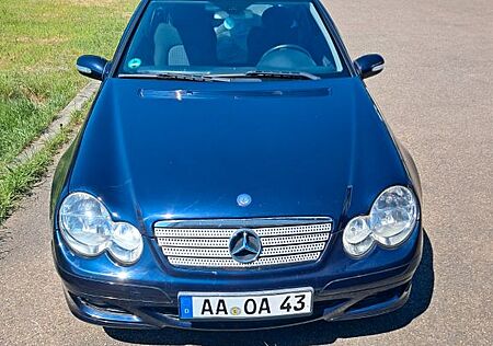 Mercedes-Benz CL 200