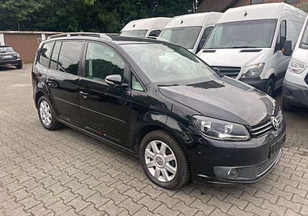 VW Touran Volkswagen 1.6 TDI CUP