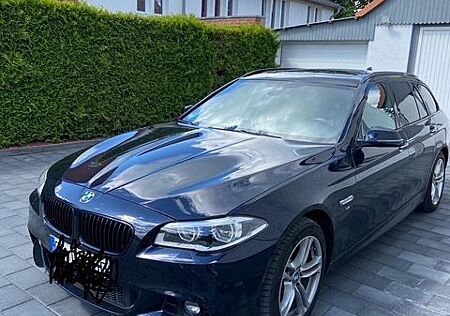 BMW 530d xDrive Touring A -