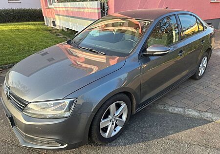 VW Jetta Volkswagen 1.2 TSI Comfortline Comfortline