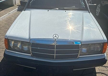Mercedes-Benz 190